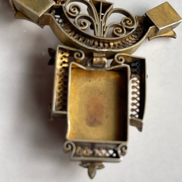 Victorian Gold Mesh Chain Cameo Necklace - Picture 5 of 7